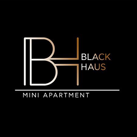 Blackhaus Young Mini Thessaloniki Buitenkant foto